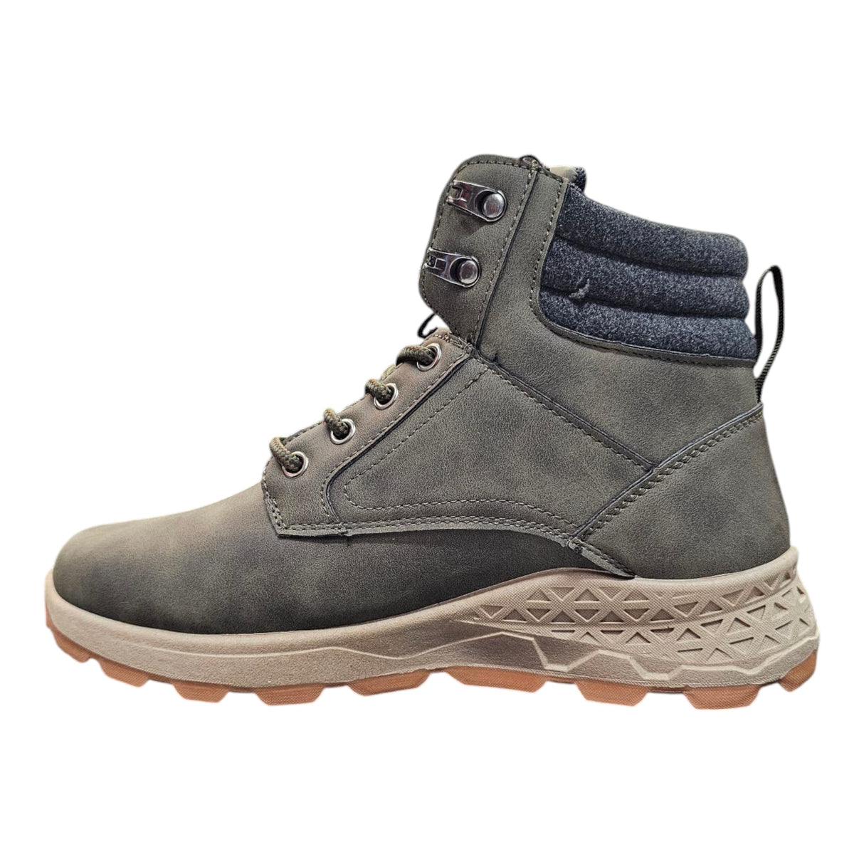Bota montaña modelo BF2490