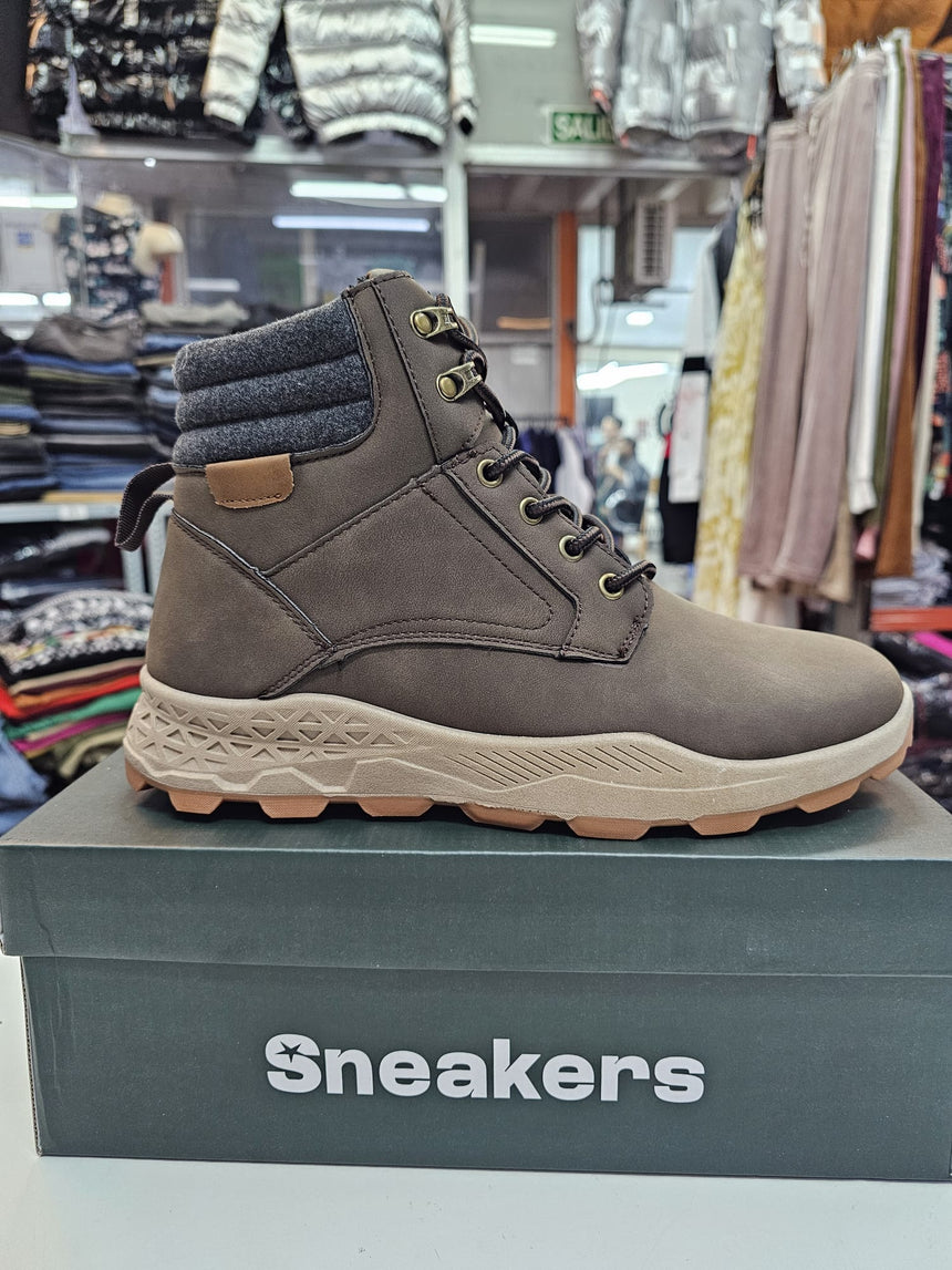 Bota montaña modelo BF2490