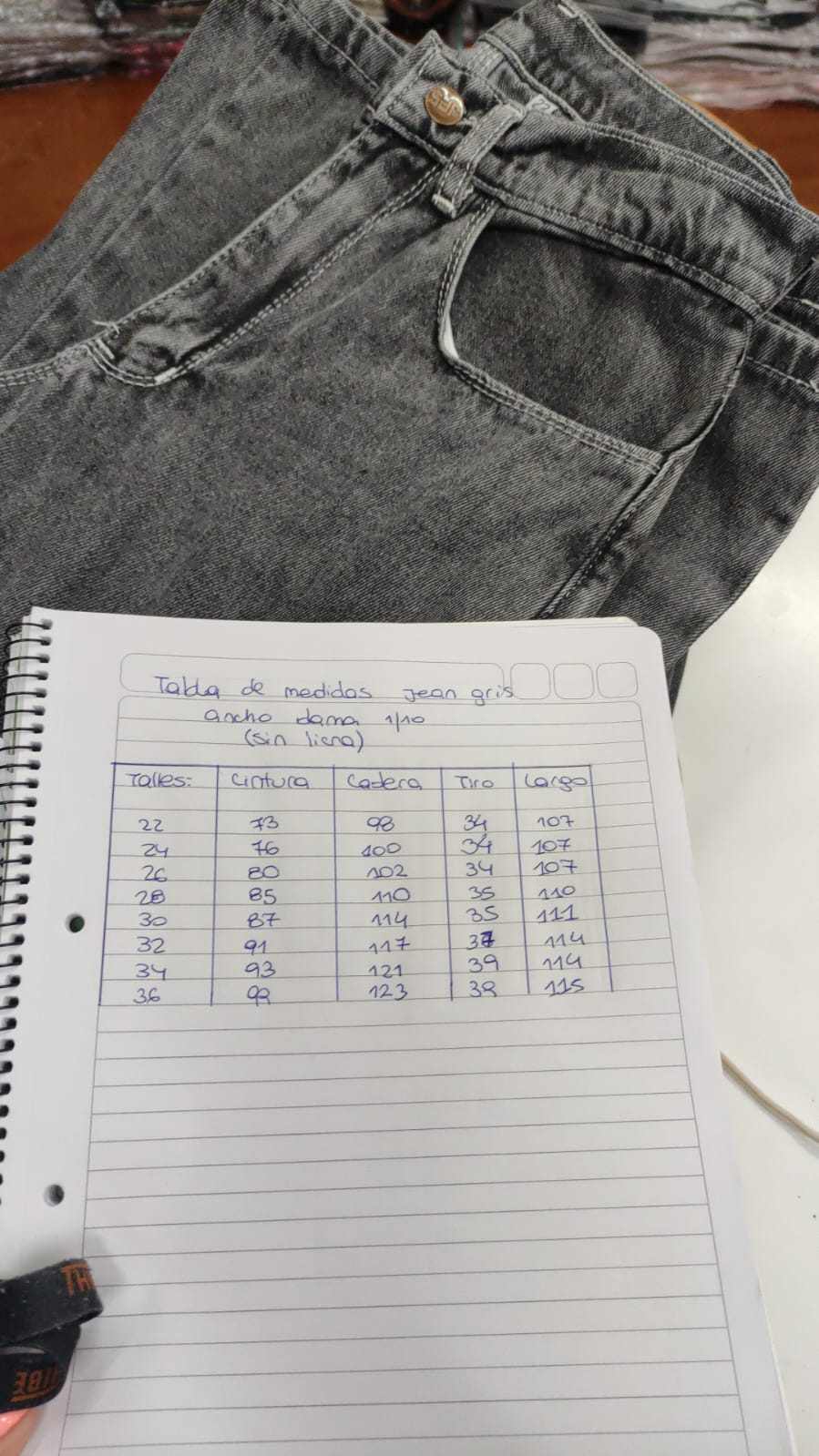 Wide leg tblack grey