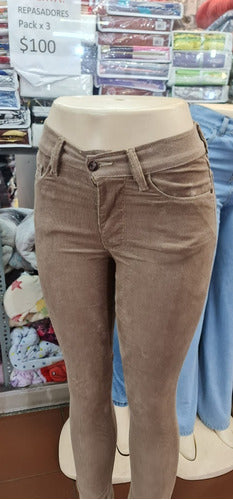 Pantalon de pana 2022