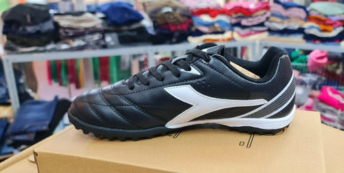 Champion Futbol 5 Diadora Negro