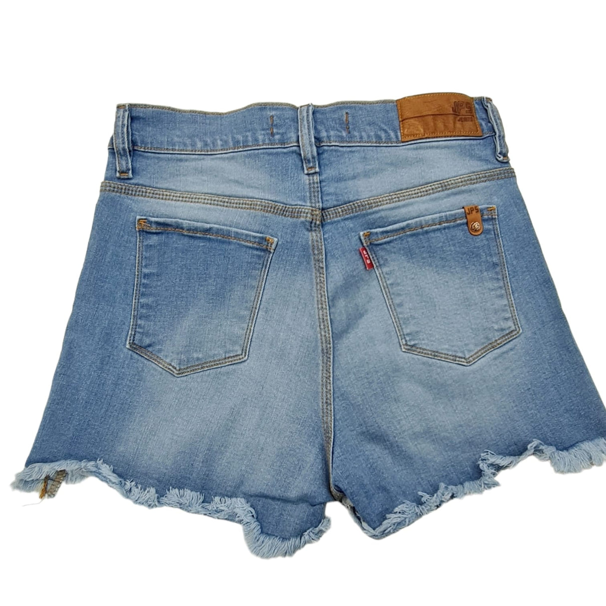 short de jean desflecado localizado