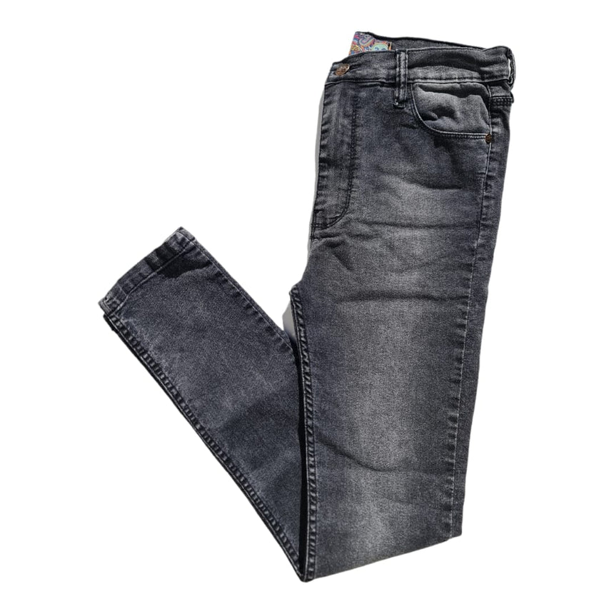 Skinny tiro bajo black/grey localizado