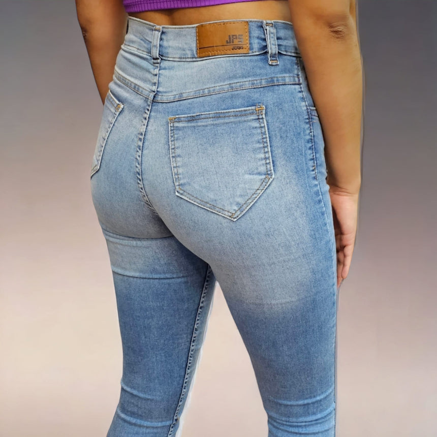 Skinny 2438 modelo 1