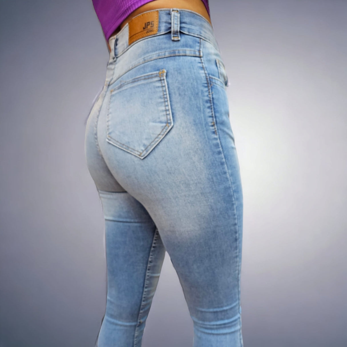 Skinny 2438 modelo 1