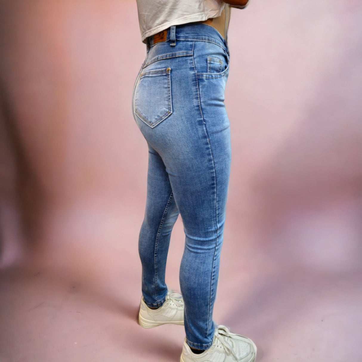 Skinny 2438 modelo 2