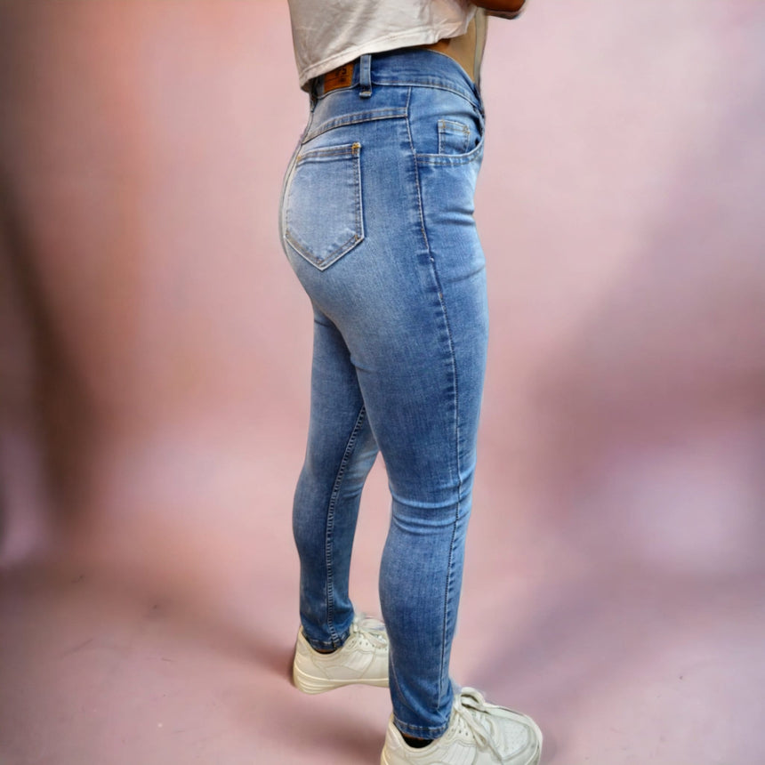 Skinny 2438 modelo 2