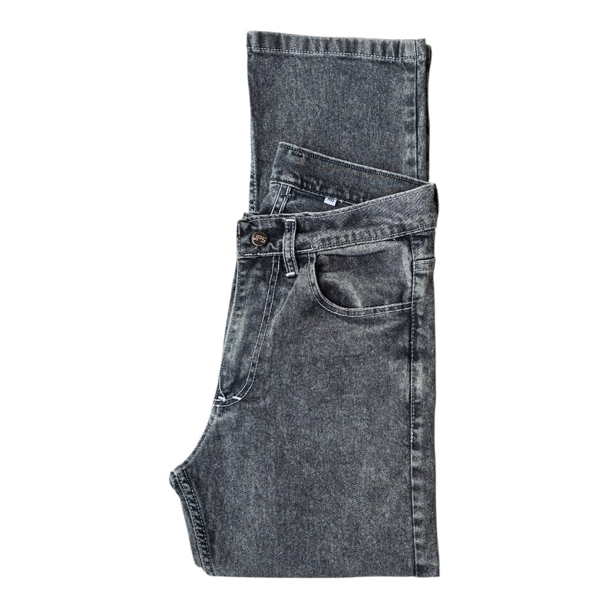 Jean Egardo en gris
