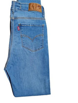 Jean con rotura