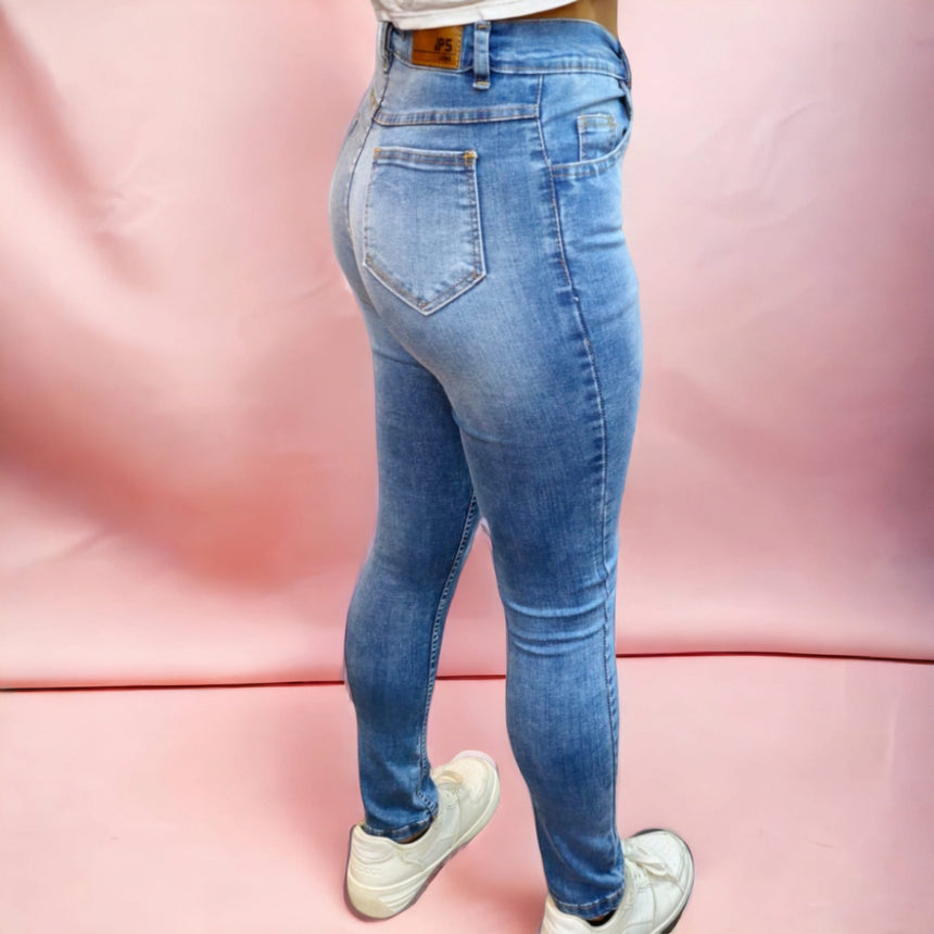 Skinny 2438 modelo 2